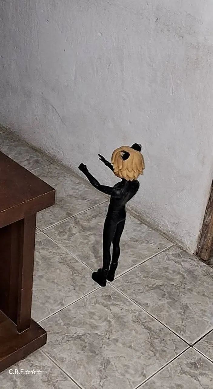 Boneco Cat Noir - Foto 4
