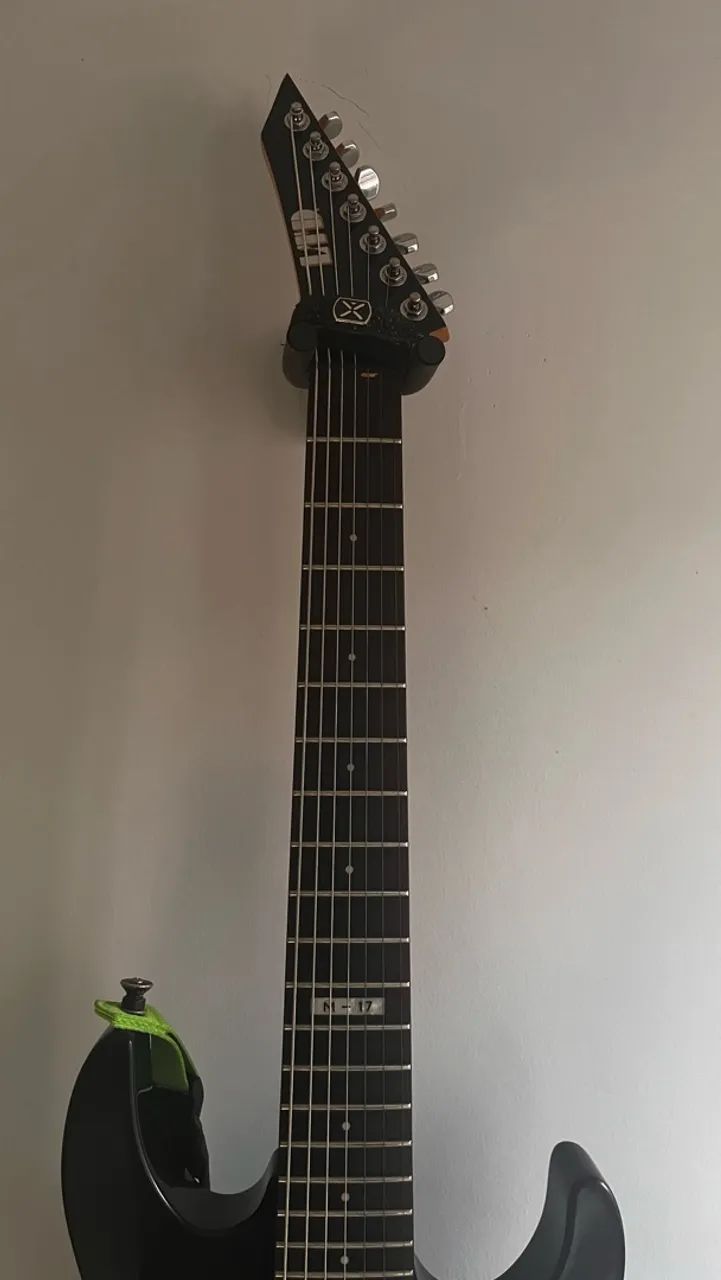 Guitarra LTD 7 cordas com acessórios! - Foto 2