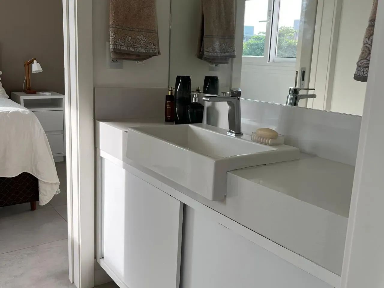 Apartamento para aluguel mensal com 2 suítes em Jurerê - Florianópolis - SC - Foto 3