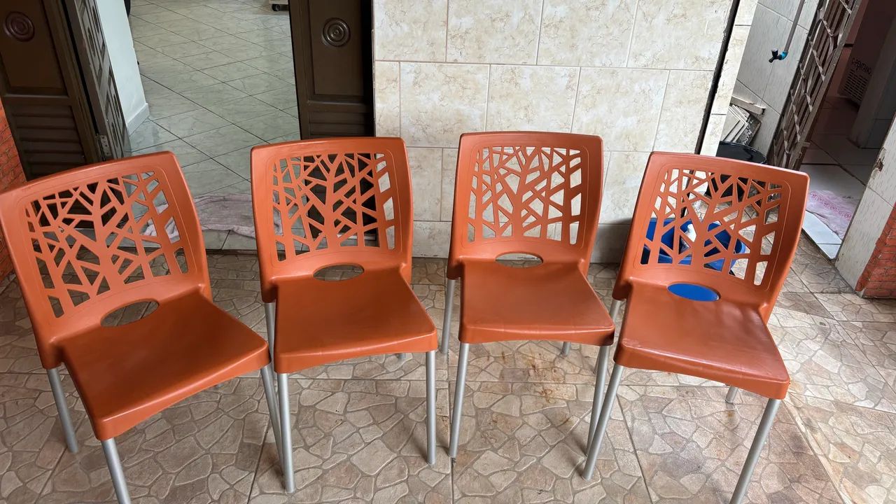 Jogo de Cadeiras Nature Cor Terracota com Pés de alumínio - Foto 2