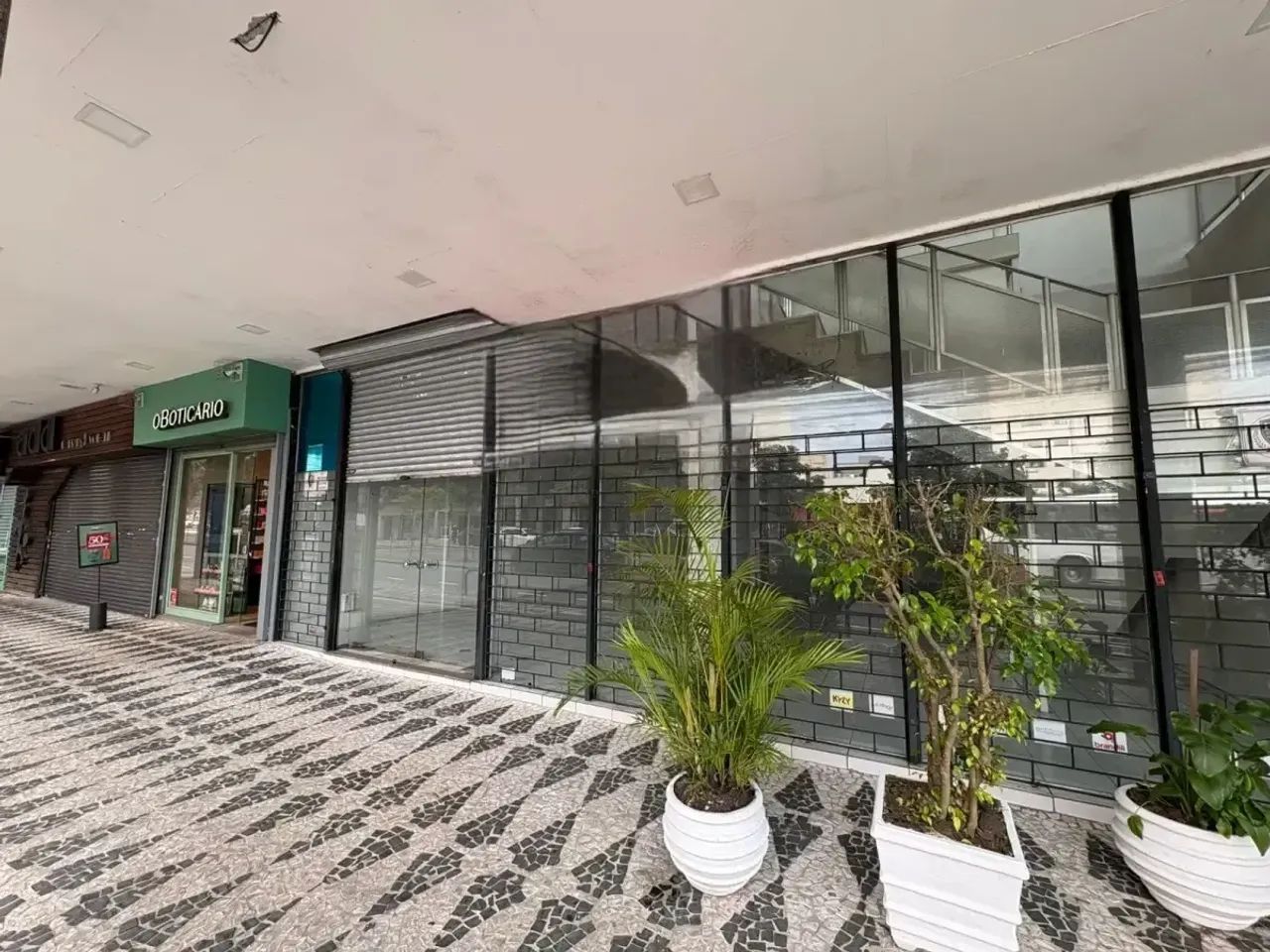 Ampla loja no miolinho do Juvevê com 431m² - Foto 3