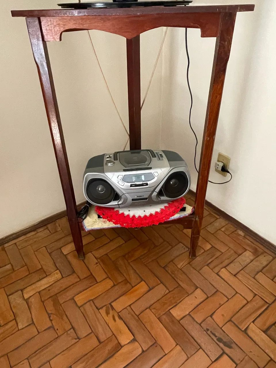 Vendo cantoneira de madeira