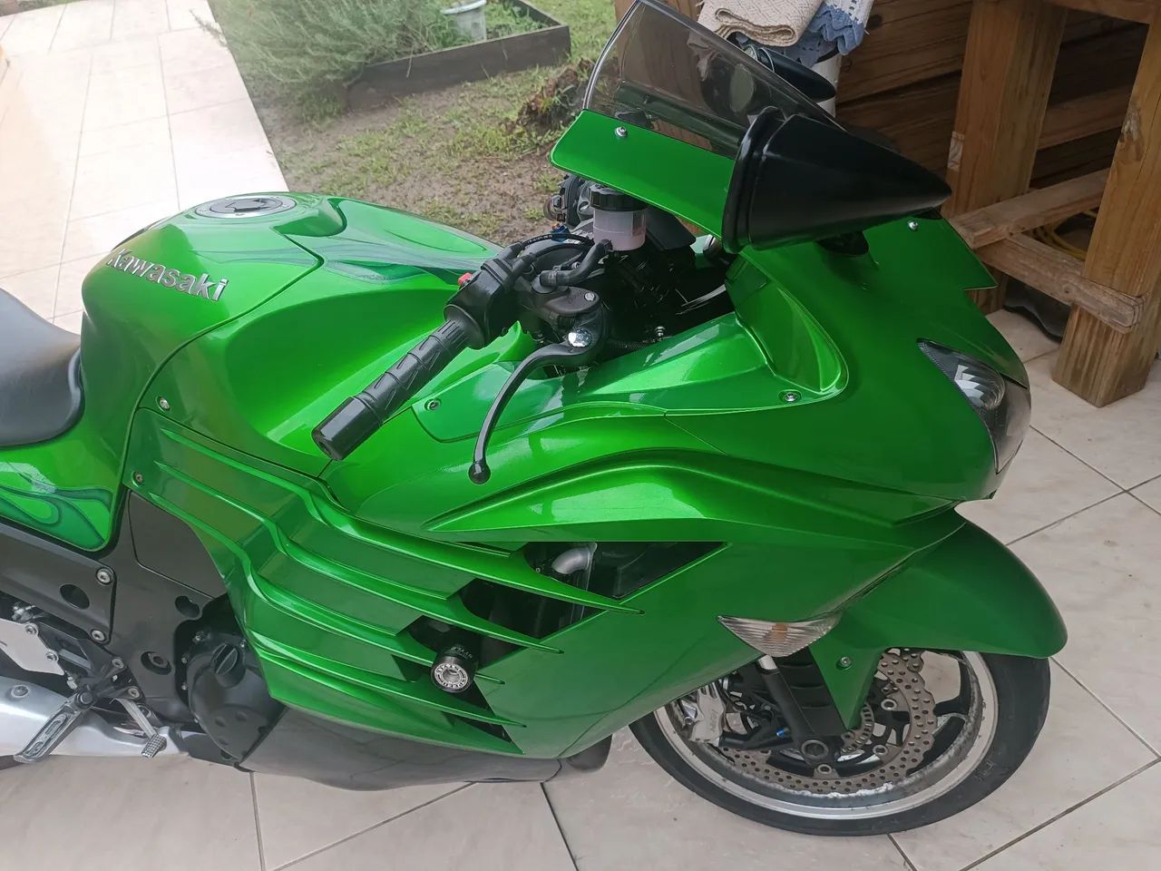 えページ ZX-14/ZX 14R 1352cc 2013 - 1528111933 | OLX