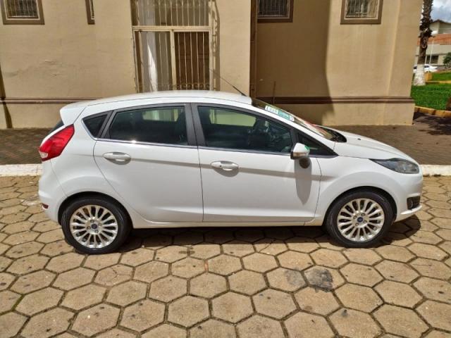 FORD FIESTA 1.6 TITANIUM HATCH 16V FLEX 4P POWERSHIFT. - Foto 4