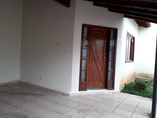 Excelente casa no bairro Eldorado com 3 quartos e 2 vagas de garagem. Oportunidade!!!
