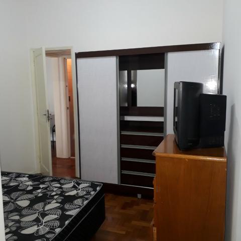 Alugo Quarto Mobiliado no Meier - Foto 3