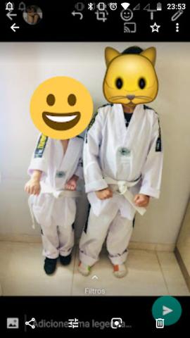 Roupa de taykoondo