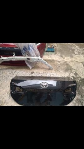 Tampa de mala Corolla