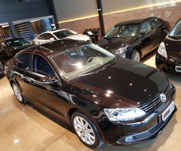 VW - Jetta Com Teto Solar - Foto 8