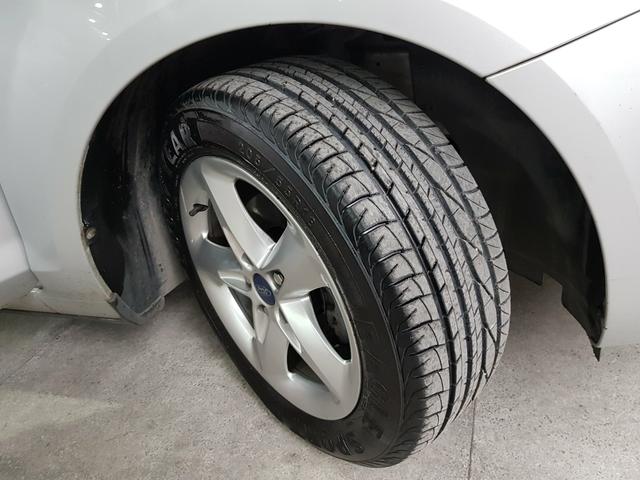 Ford Focus Hatch GLX 1.6 2013/13 TOP - Foto 5