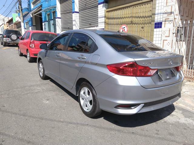 Honda City DX 1.5 19/19 zero troco - Foto 8