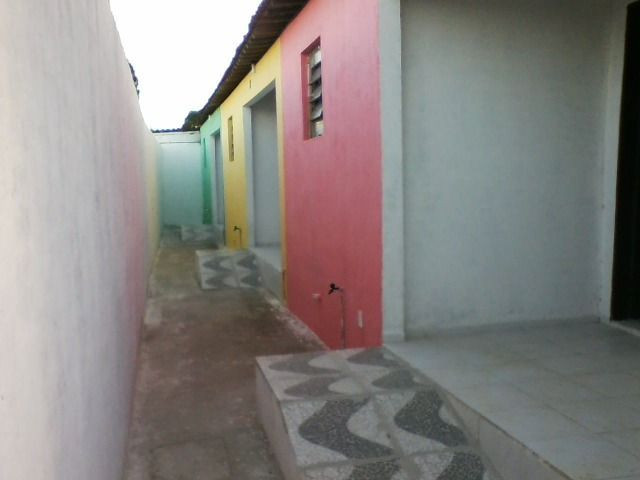 Vila de 03 Casas -R$ 80,00 mil