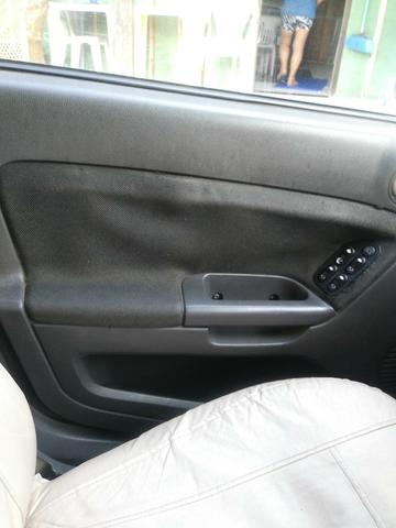 Vendo Ford Fiesta 2003 - Foto 8