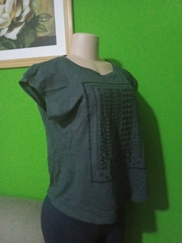 Blusa Camiseta - Tamanho P - Foto 3