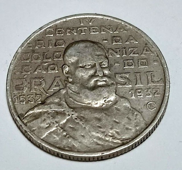 Moeda de prata antiga. Brasil 1932. 2.000 réis. Comemorativa Série Vicentina.  - Foto 4
