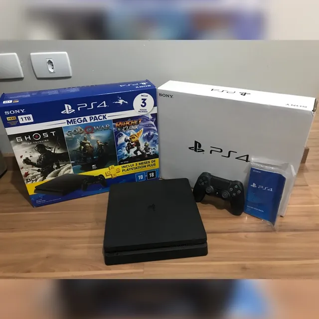 Console PS4 1TB Bundle Hits c/ 3 jogos + PSPPlus - Sony Console