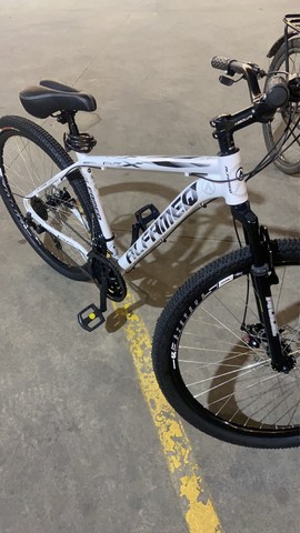 Bicicleta aro 29 1 mês de uso