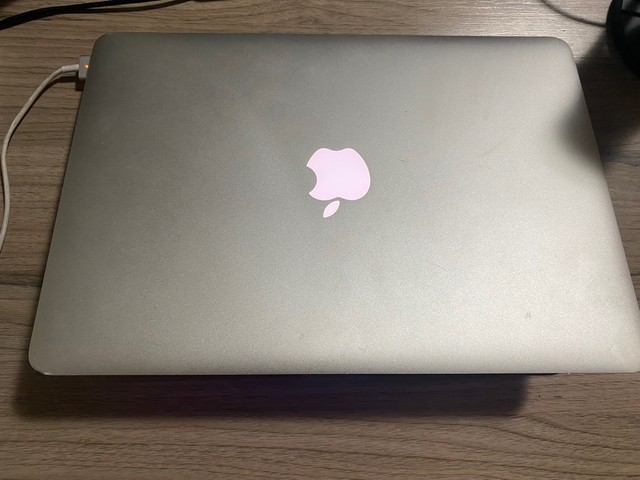 olx macbook air 2017
