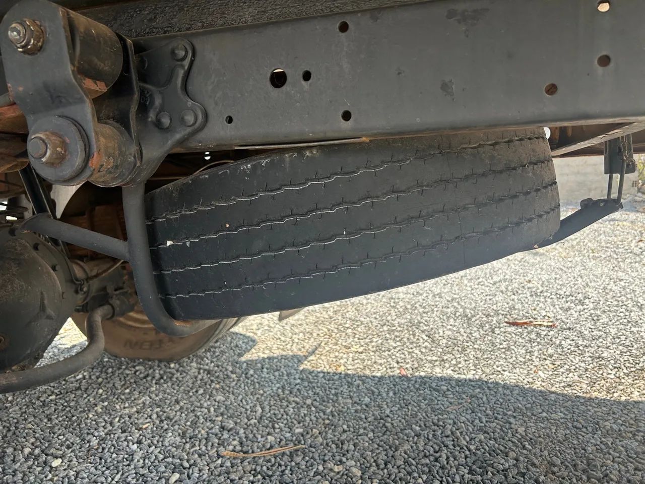 Mercedes 710 baú único dono - Foto 10