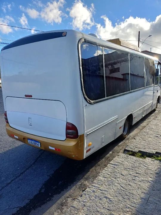Micro ônibus Rodoviário Neobus Thuner Mercedes Benz O914 - Foto 9