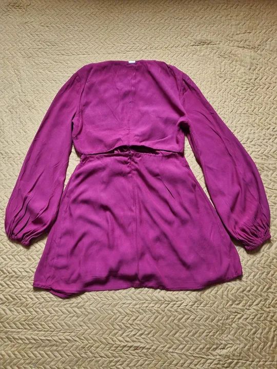 Vestido Le Lis Blanc terracota com Decote V e Detalhe de Nó - Foto 3
