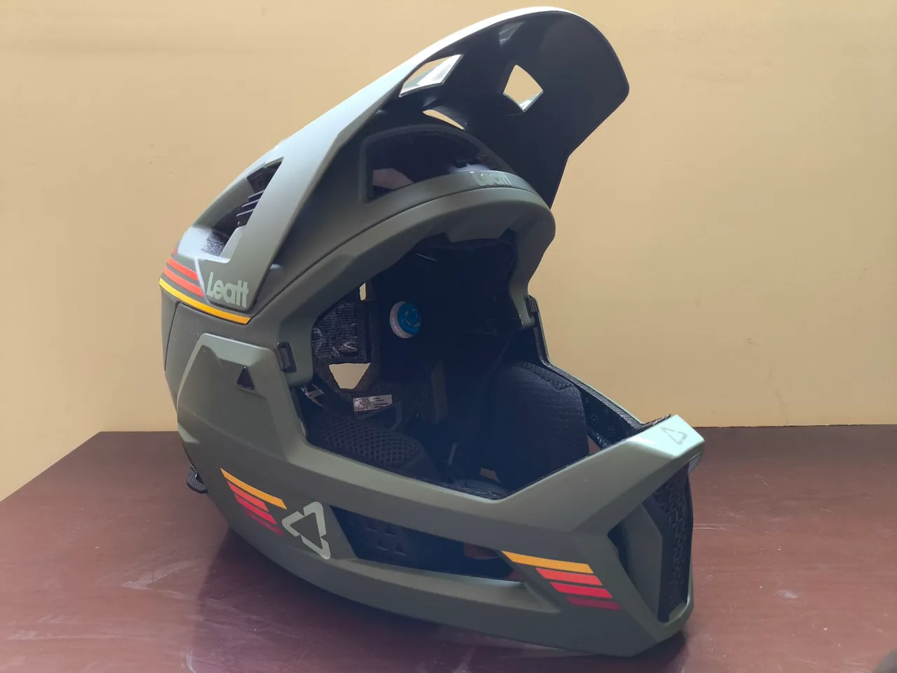 Capacete Leatt Enduro 4.0 Tamanho M