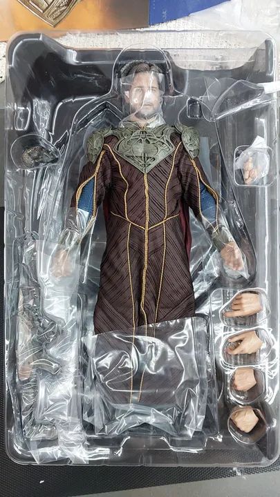 Boneco Colecionável Jor-El - Homem de Aço (MMS201) - Foto 2
