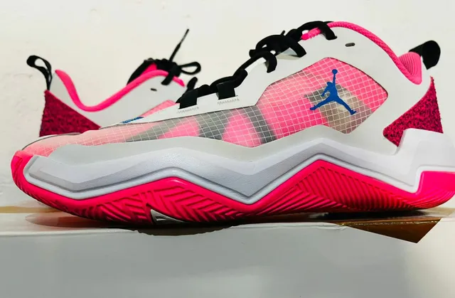 Tênis Jordan One Take 4 pink and white