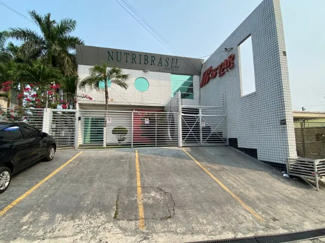 Alugue Loja/deposito de 473m² em ótima Localização Comercial - Japiim