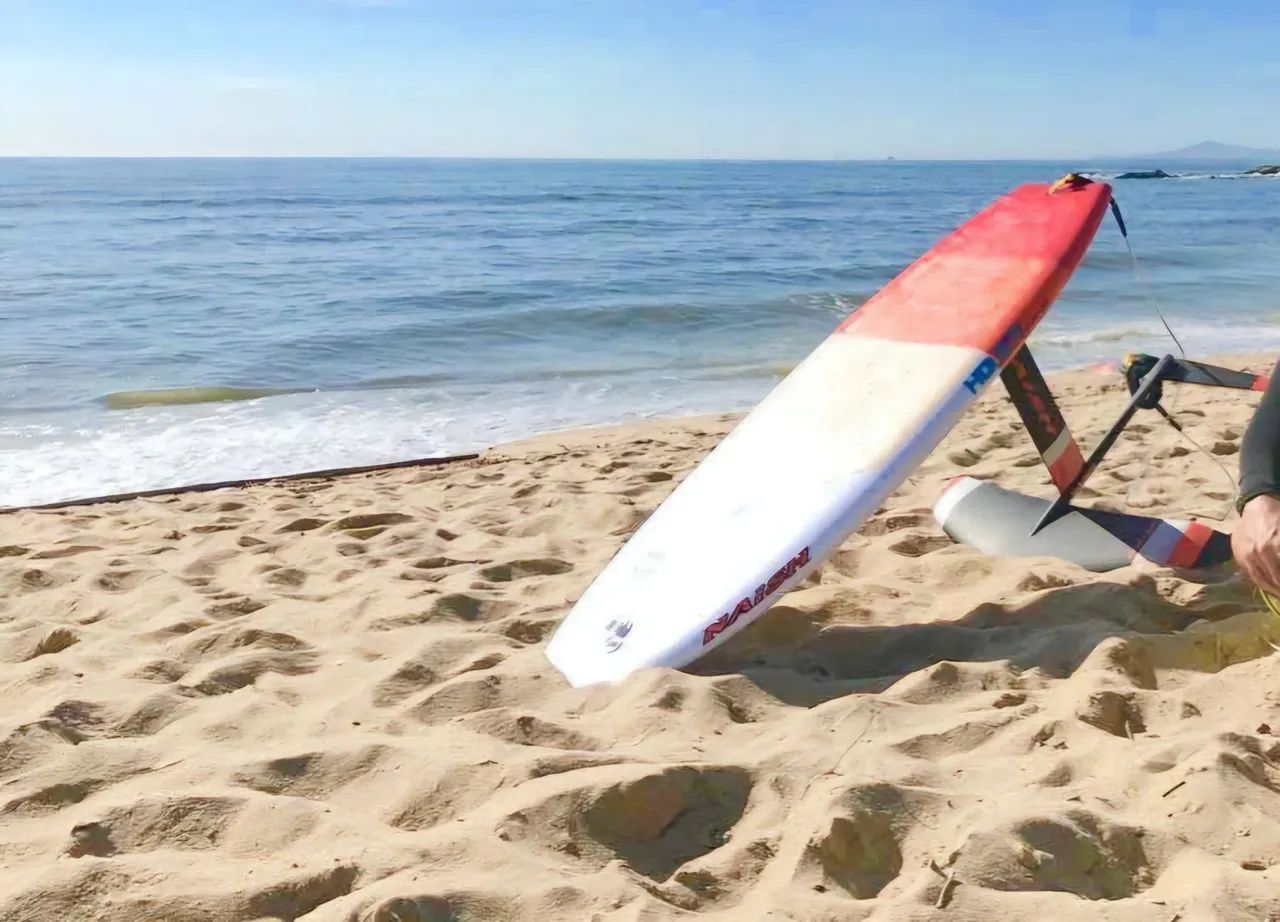 Foil Naish - Direto do Hawaii - utilizado apenas 5 vezes