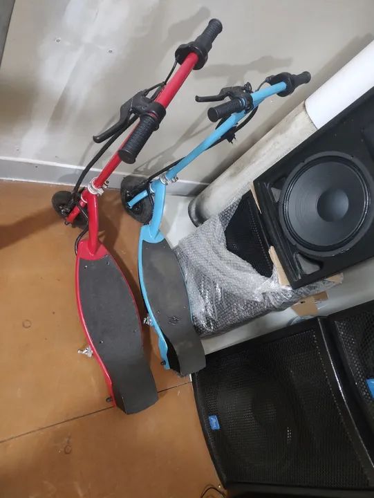 2 Patinetes Elétrico Infantil