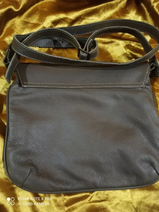 Bolsa  de  ombro    em  couro  - Foto 4