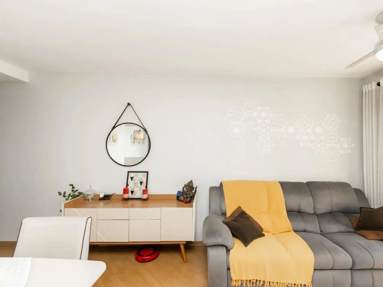 Apartamento tipo para venda com 3 quartos, sendo 1 suíte, 65m² - Foto 3