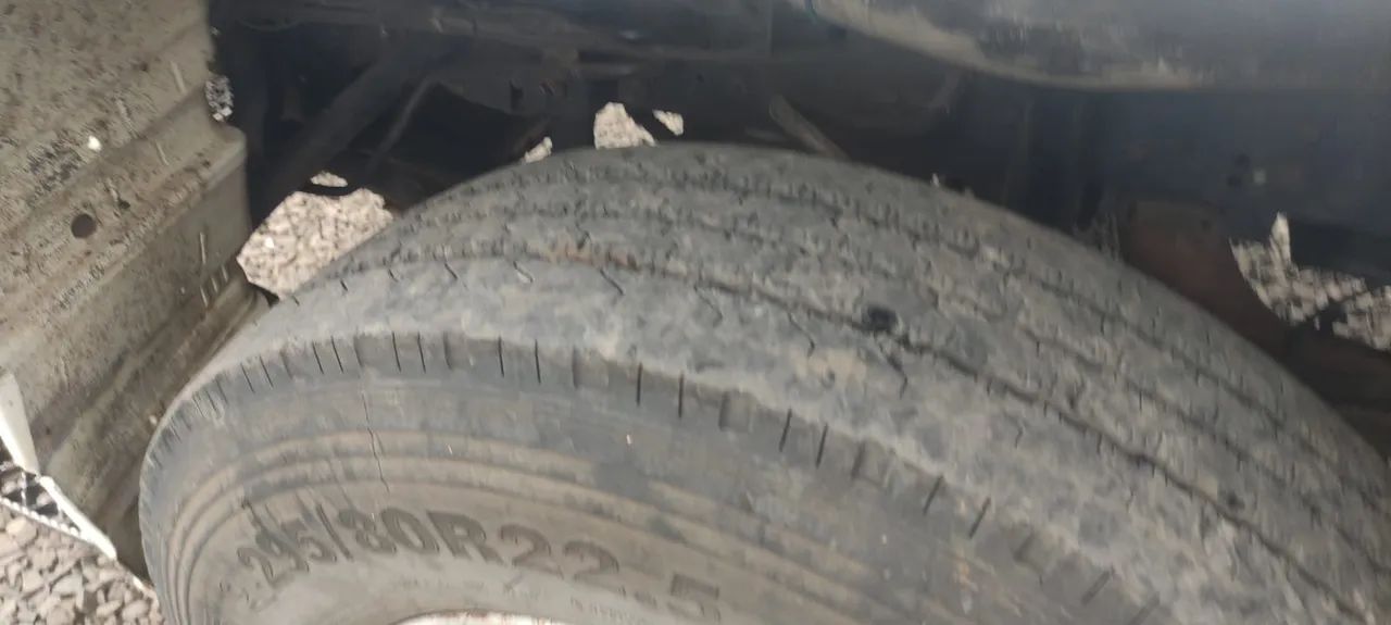 IVECO 450E32 Caçamba Ano 2008 6x2 - Foto 6