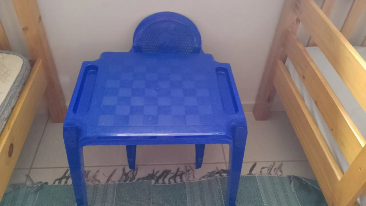 Mesa Infantil Azul