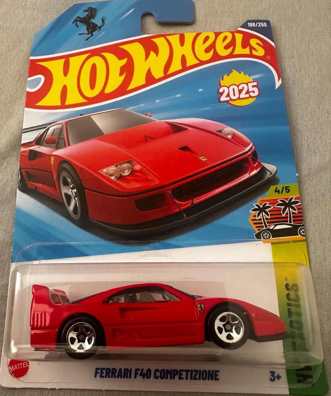 Hot Wheels Ferrari F40 e SF90 - Hobbies e coleções - Vargem