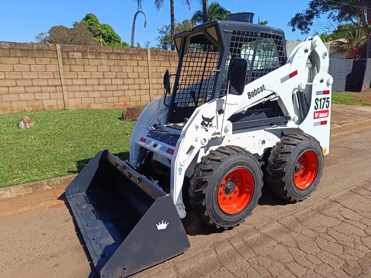 Bob Cat S175 Ano 2013 - Minicarregadeira com Garantia e Procedencia 