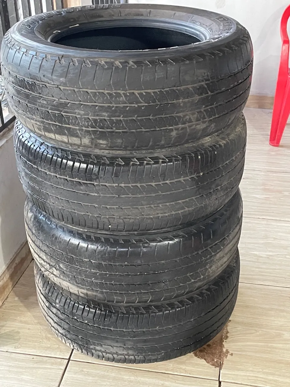Vendo pneu aro 18