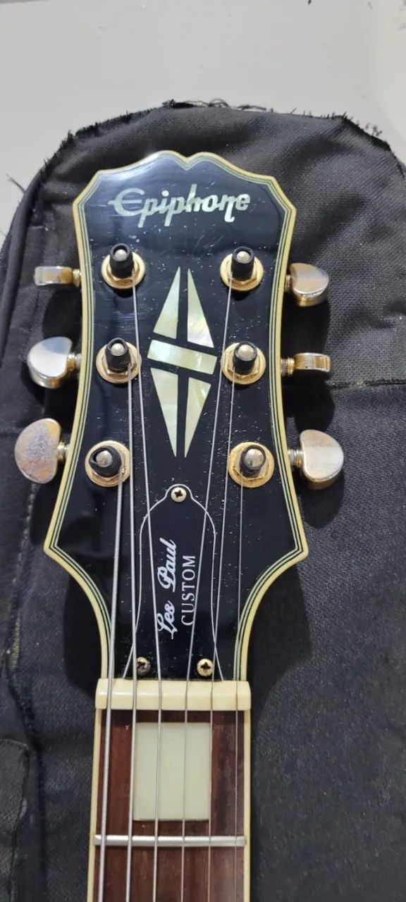 ギター Epiphone Les Paul Custom Pro 2013S Epiphone Les Paul Custom PRO TV Pelham Blue (2013) - Guitar Compare