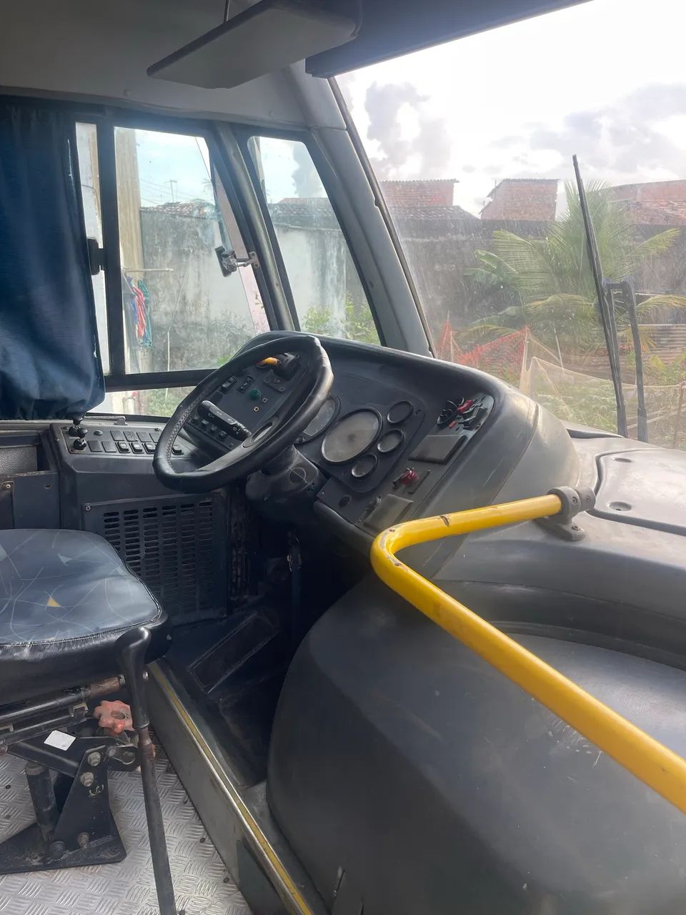 Microônibus M.BENZ/MPOLO SÊNIOR 2011/ emplacado 2025  - Foto 3