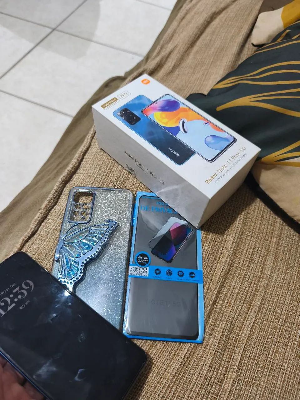 Vendo redimi note 11 pro+ película+ capinha - Foto 5