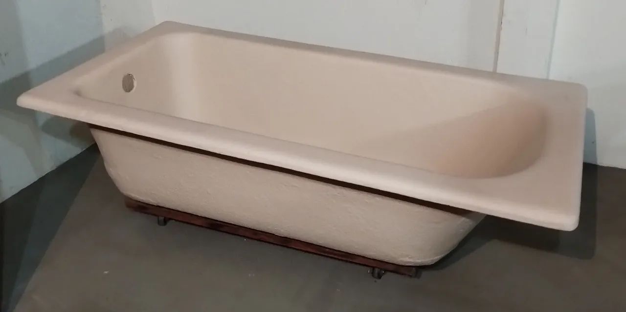 Banheira ferro fundido laqueada. Aceito oferta. MEDIDAS 1,25X0,64. - Foto 4