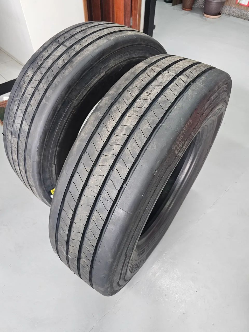 Pneus para Caminhão  - Foto 3