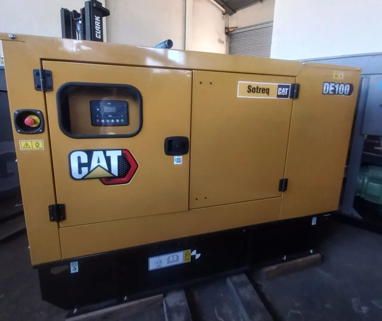Grupo Gerador 100kva Caterpillar  - Foto 3