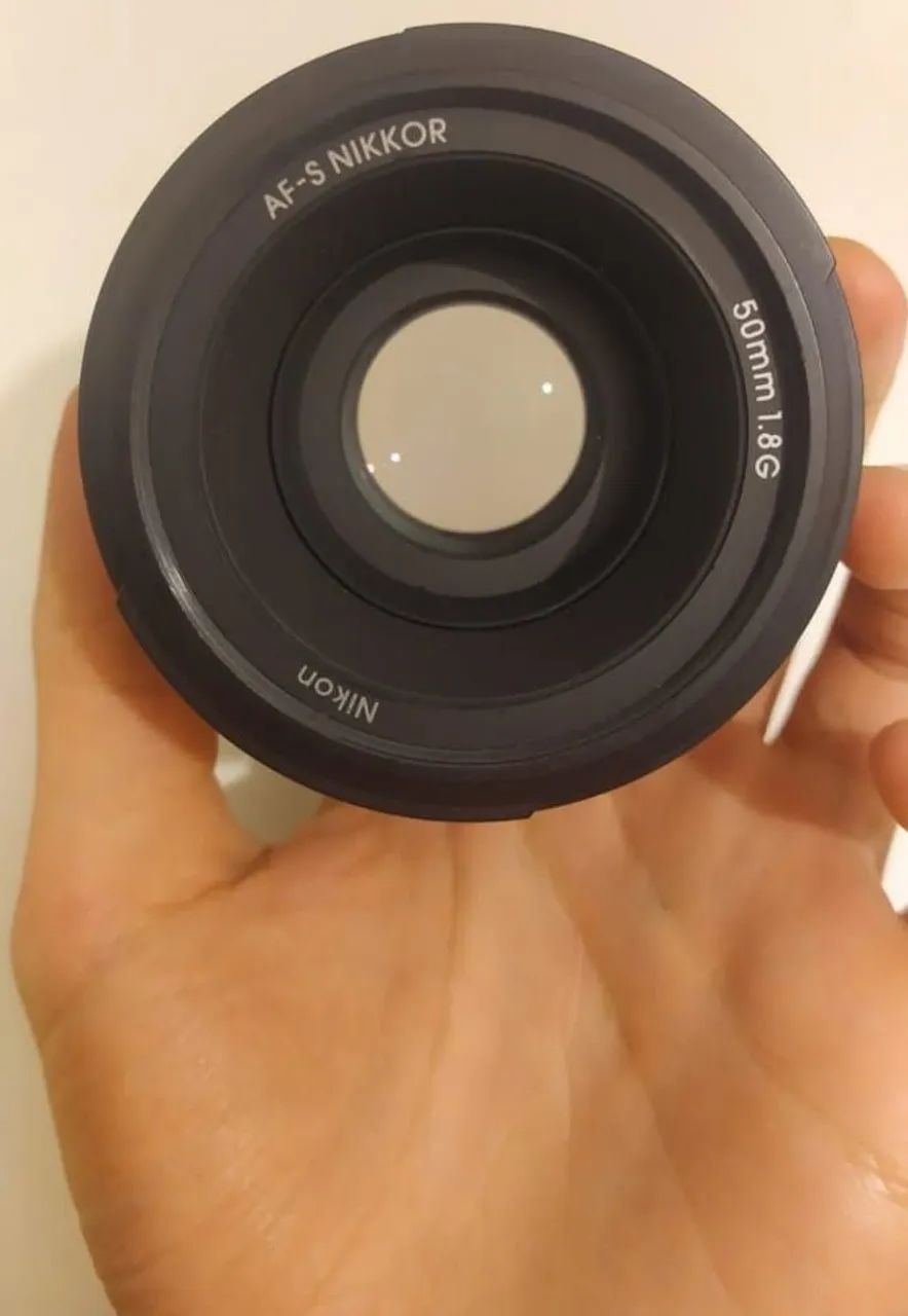 Lente Nikon 50mm 1.8G com acessórios<br> - Foto 2