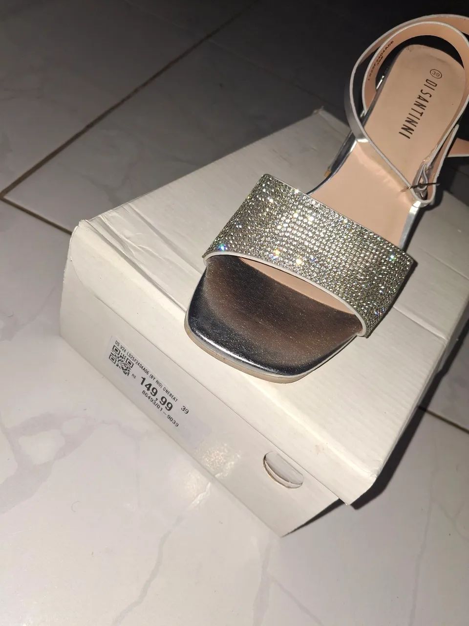 Sandália Feminina DISANTINNI Prateada com Strass - Nº 39