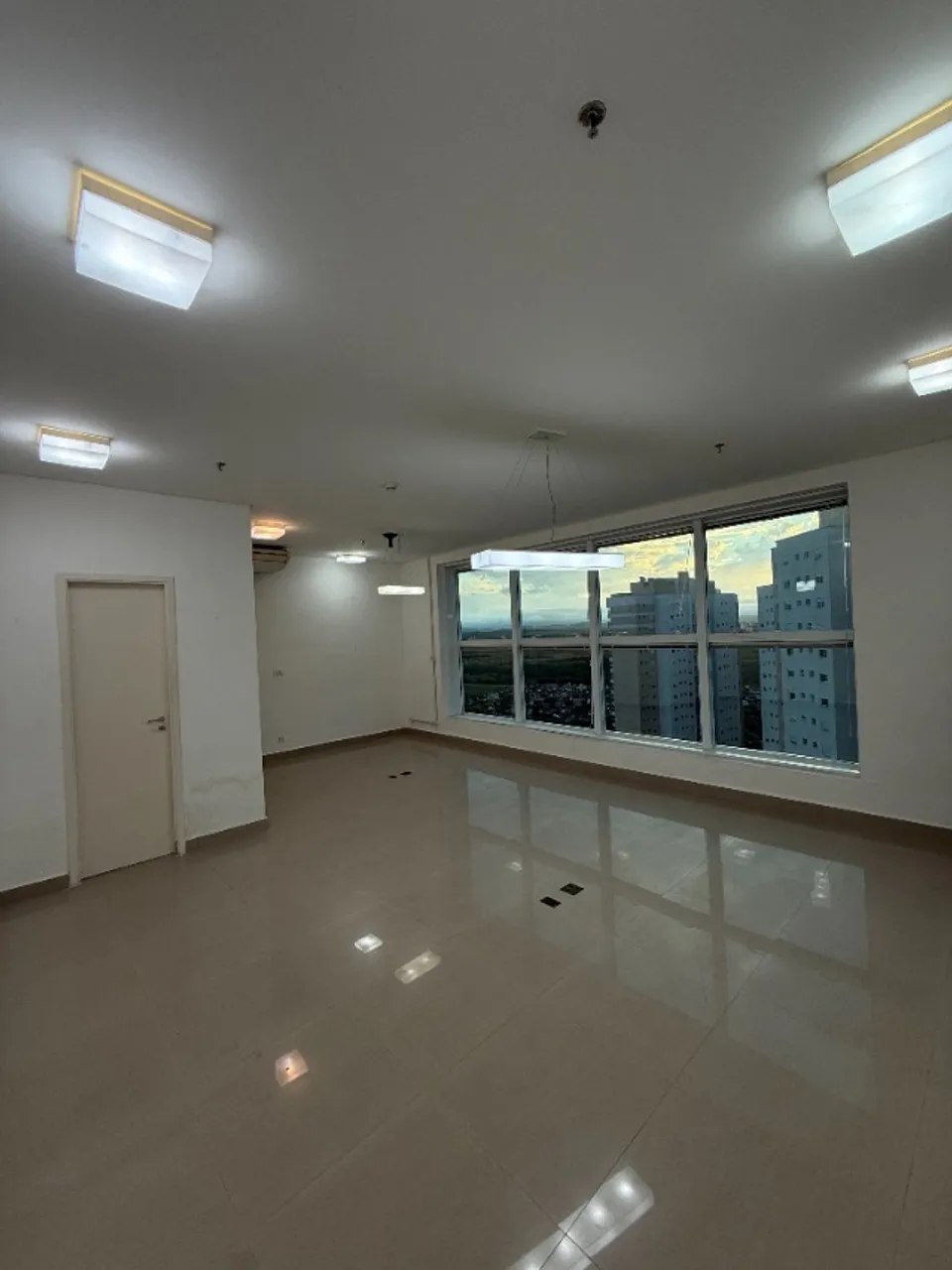 Sala Comercial à Venda | São José dos Campos - SP