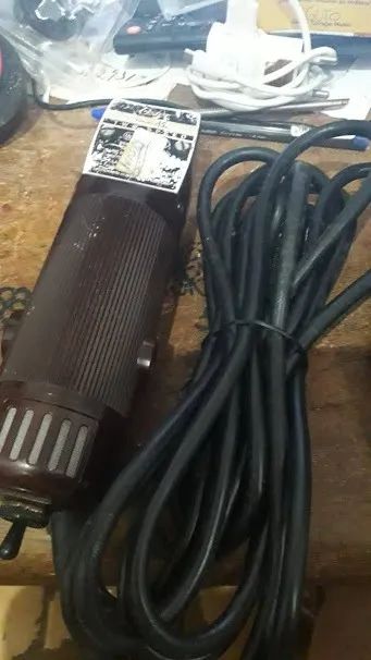 Máquina de tosa Oster - Foto 2