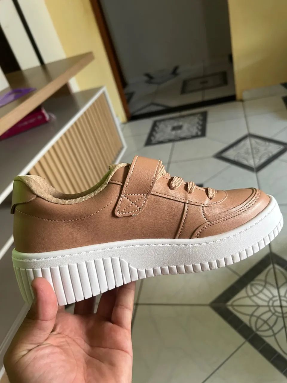 Tênis Casual Feminino Bege - Foto 4