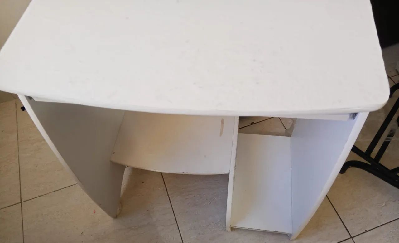 Mesinha pra trabalhar, estudo e etc64606906880771120